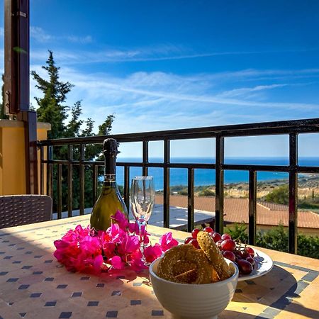 1 Bedroom Apartment Pyrgos With Beautiful Sea And Sunset Views, Aphrodite Hills Resort Kouklia Exterior foto